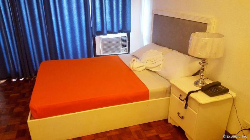 Makati Prime Tower Suites Manila Ngoại thất bức ảnh